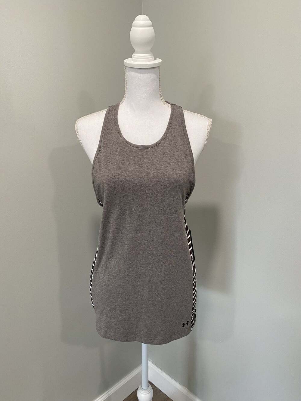 Under Armour Women's Gray Rest Day Tank Racerback Sleeveless Shirt Athletic Med